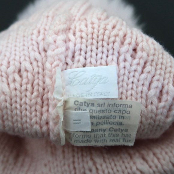 CATYA merino wool knit hat w Fur pom pom & crystals - Picture 4 of 5